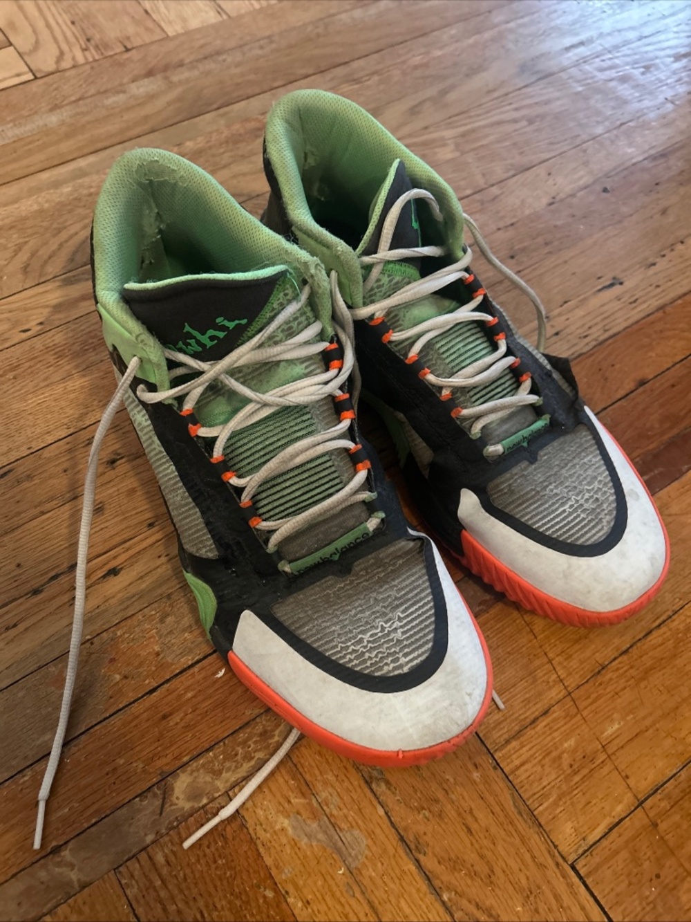 NEW BALANCE BBKLSGB2 KAWHI 2 GOOSEBUMPS LEONARD BLACK GREEN ORANGE WHITE SZ 11.5